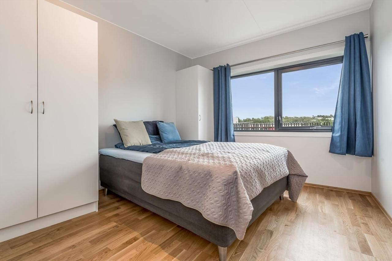 In Kjeller - New, Modern And Appartement *
